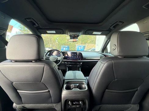 New 2026 Chevrolet Traverse RS FWD image 38