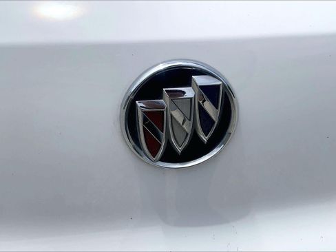 Used 2023 Buick Encore GX Preferred w/ Cold Weather Comfort Package FWD image 8
