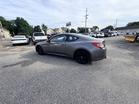 Used 2010 Hyundai Genesis 2.0T RWD image 43