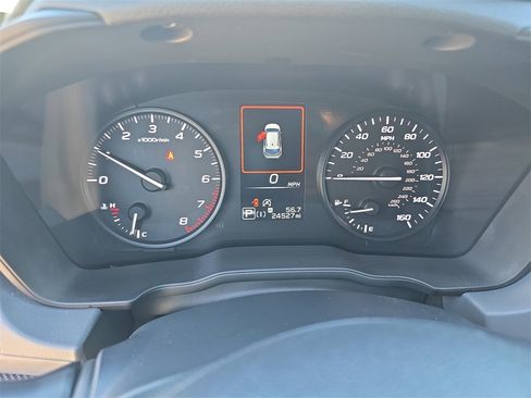 Used 2024 Subaru Crosstrek 2.0i w/ Crosstrek Mirror Package image 34