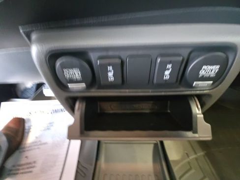 Used 2014 Honda Ridgeline RTL image 19