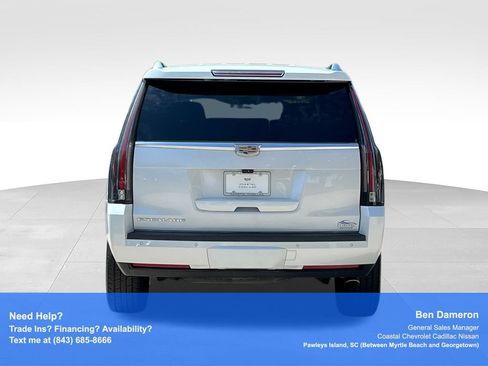 Used 2017 Cadillac Escalade Luxury AWD/4WD image 15