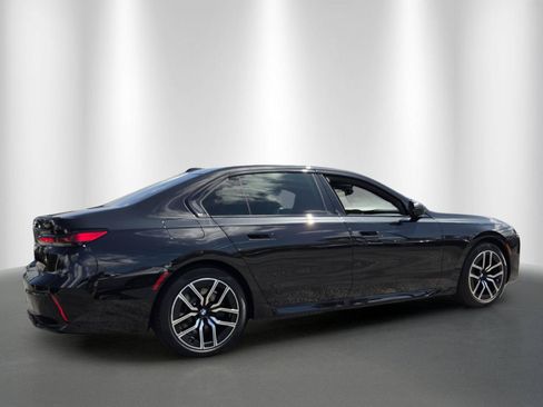 New 2026 BMW 740i RWD image 7