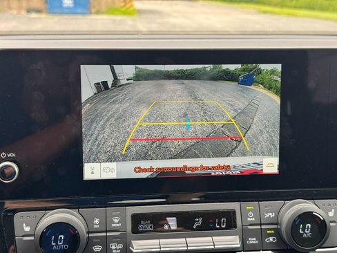 Used 2026 Toyota Grand Highlander AWD image 31
