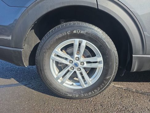 Used 2020 Ford Explorer XLT w/ Equipment Group 202A image 12