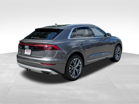 Used 2025 Audi Q8 Premium w/ Convenience Package AWD/4WD image 8
