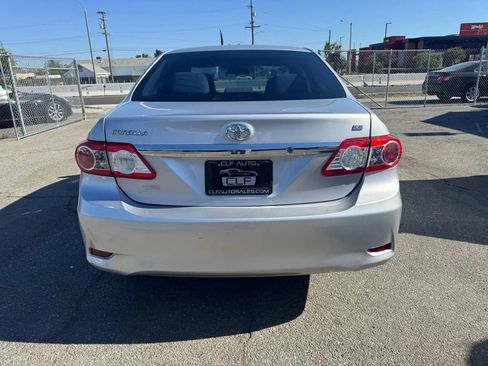 Used 2012 Toyota Corolla LE FWD image 6