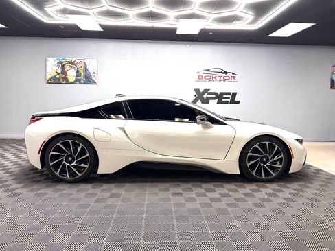 Used 2015 BMW i8 AWD/4WD image 16