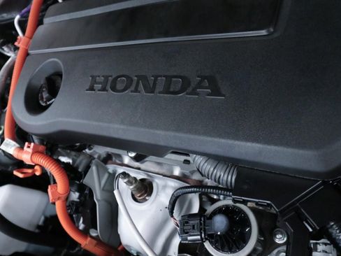 Used 2024 Honda Accord Sport image 8