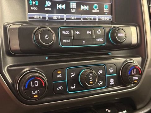Used 2018 Chevrolet Silverado 1500 LT w/ All Star Edition AWD/4WD image 15