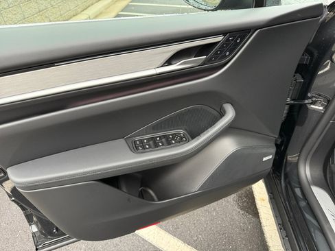New 2025 Porsche Macan 4S Electric image 21