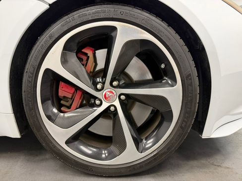 Used 2017 Jaguar F-TYPE R AWD/4WD image 61