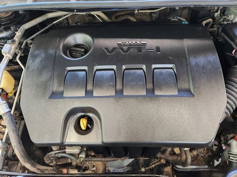 Used 2013 Toyota Corolla S FWD image 30