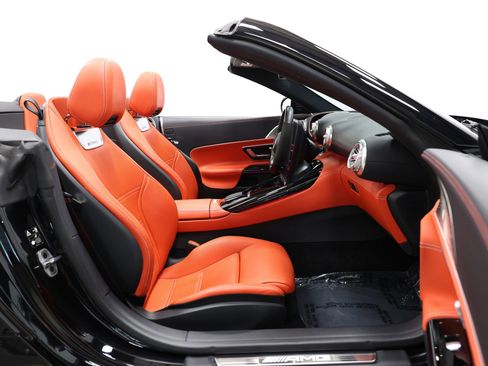 Used 2022 Mercedes-Benz SL 55 AMG 4MATIC w/ AMG Night Package image 60