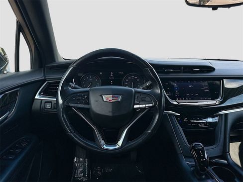 Used 2021 Cadillac XT6 Premium Luxury image 24