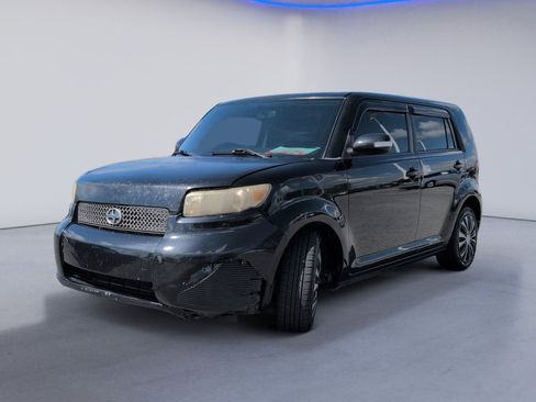 Used 2009 Scion xB FWD image 11