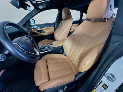 Used 2023 BMW i4 eDrive35 w/ Premium Package image 13