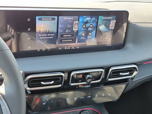 New 2026 Nissan Sentra SV image 13