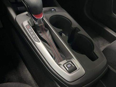 Used 2024 Chevrolet Trax RS w/ Sunroof Package image 15