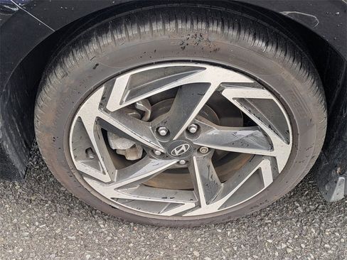 Certified 2024 Hyundai Sonata SEL w/ Convenience Package image 7