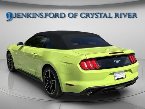 Used 2020 Ford Mustang Premium image 13