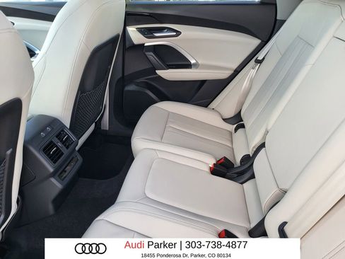 New 2025 Audi Q5 Premium image 8