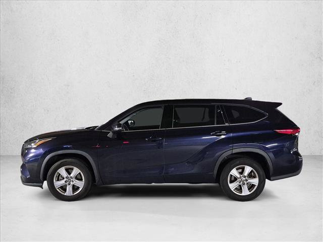 Used 2022 Toyota Highlander L FWD image 8