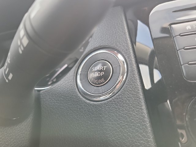 Used 2019 Nissan Rogue SL FWD image 26
