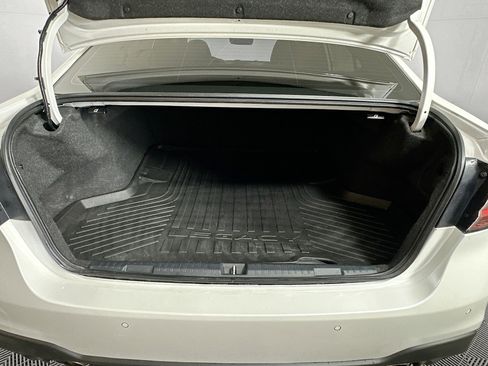 Used 2021 Subaru Legacy Touring XT image 26