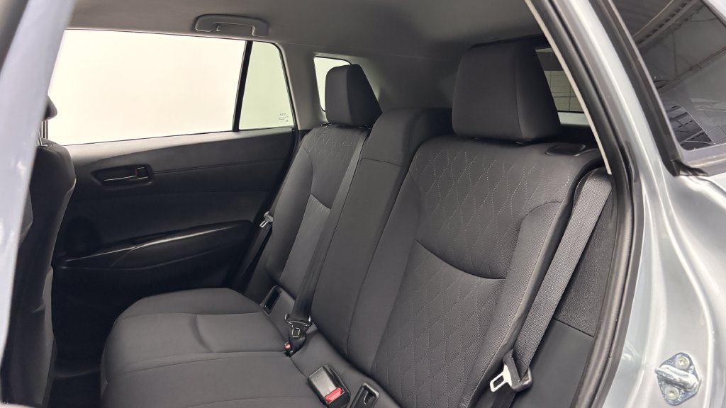 Certified 2026 Toyota Corolla Cross LE FWD image 30
