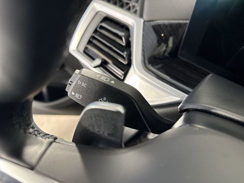 Used 2026 BMW X7 xDrive40i image 15