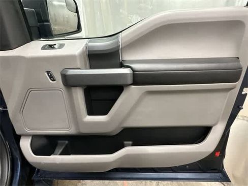 Used 2017 Ford F150 XLT w/ Equipment Group 302A Luxury image 16