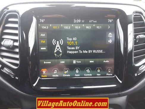 Used 2017 Jeep Compass Limited AWD/4WD image 17