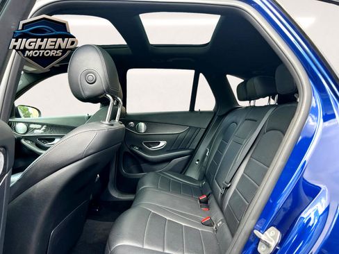 Used 2018 Mercedes-Benz GLC 300 4MATIC w/ AMG Line image 19