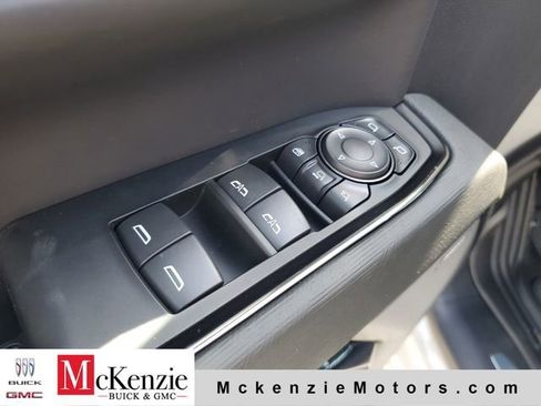 New 2026 GMC Sierra 2500 AT4X w/ LPO, Black Badging Package AWD/4WD image 9