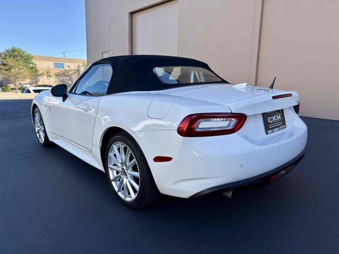 Used 2017 FIAT 124 Spider Lusso image 13
