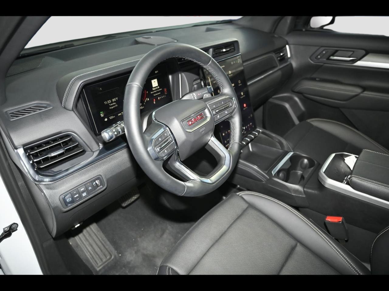 Used 2025 GMC Terrain Elevation w/ Elevation Premium Package AWD/4WD image 25