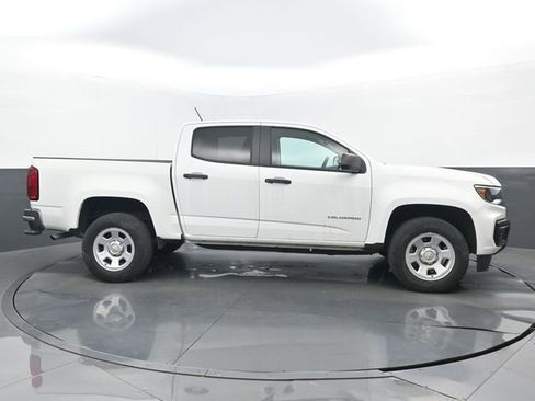 Used 2022 Chevrolet Colorado W/T image 2