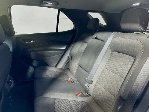 Used 2018 Chevrolet Equinox LT image 20