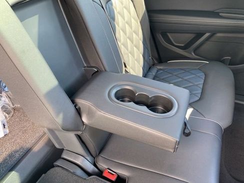 New 2026 Volkswagen Atlas Cross Sport SEL Premium R-Line image 63