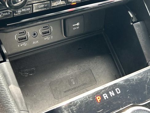 Used 2024 Jeep Grand Cherokee Altitude AWD/4WD image 36