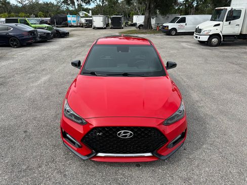 Used 2022 Hyundai Veloster N image 2