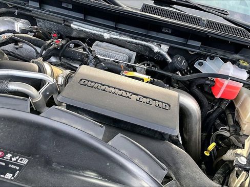 Used 2023 GMC Sierra 3500 Denali w/ Denali Ultimate Package image 35