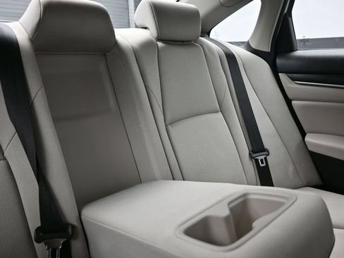 Used 2021 Honda Accord Hybrid image 20