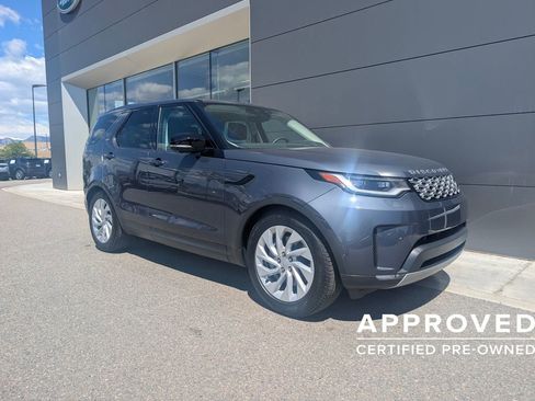 Used 2025 Land Rover Discovery S AWD/4WD image 9