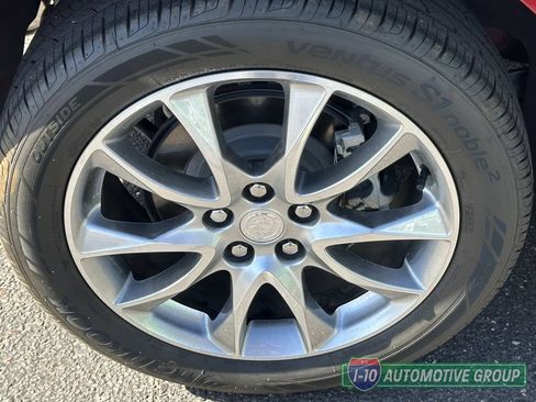Used 2019 Buick Envision Premium AWD/4WD image 8