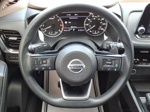 Certified 2021 Nissan Rogue SV image 24