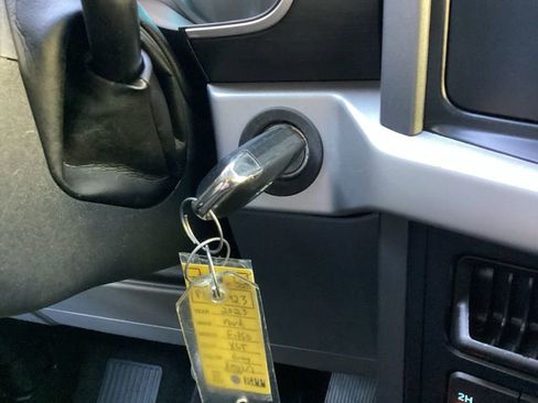 Used 2023 Ford F150 XLT image 56