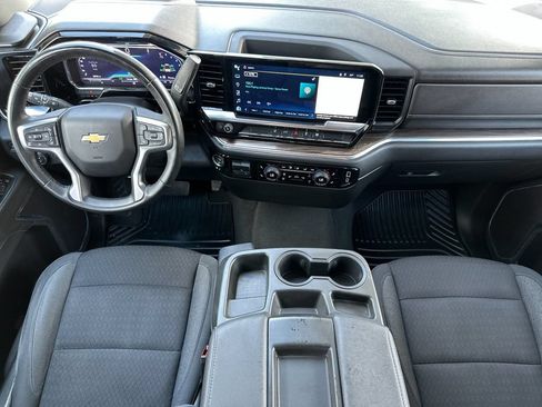 Used 2024 Chevrolet Silverado 2500 LT w/ Convenience Package AWD/4WD image 12