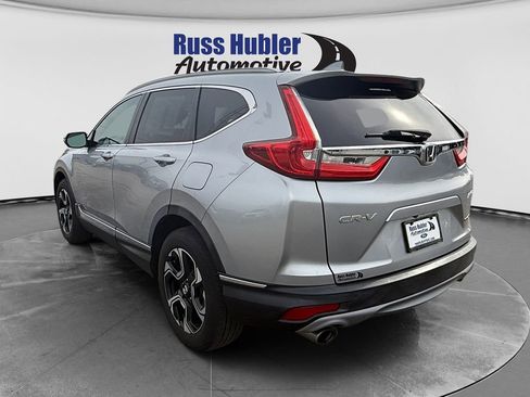 Used 2019 Honda CR-V Touring image 3